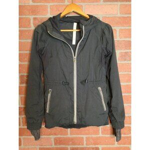 Lululemon Womens Resolution Hooded Jacket Size 2 Gray Zippered Pockets Thumbhole